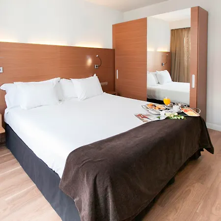 Vincci Zentro Hotel