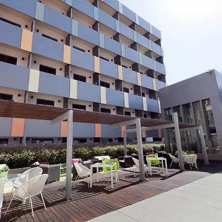 Vincci Zentro 4* سرقسطة