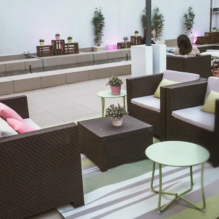 Vincci Zentro Hotel