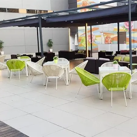 Vincci Zentro Hotel 4*