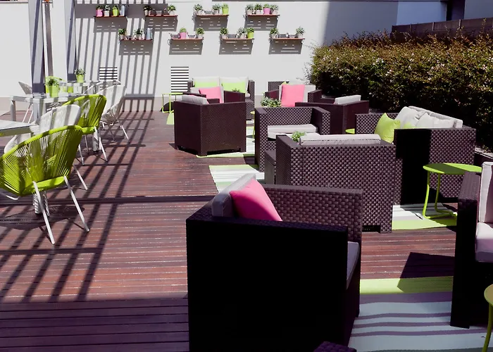 Vincci Zentro Hotel 4*