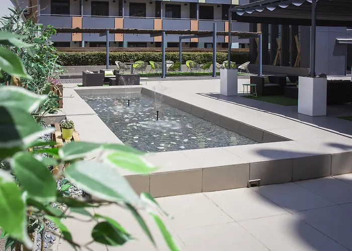 Vincci Zentro فندق 4*