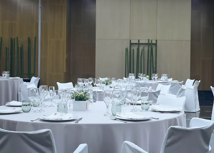 فندق Vincci Zentro سرقسطة